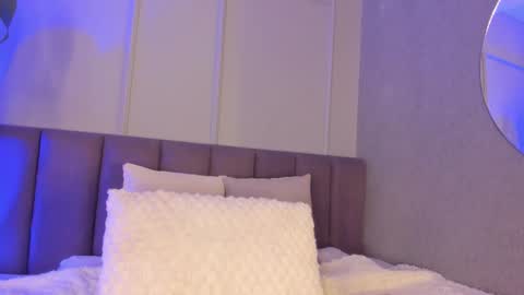 . Cleo Jhonson . online show from 01/13/26, 03:45