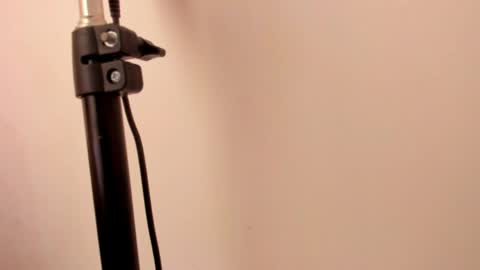 Cleopatra online show from 04/17/26, 06:44