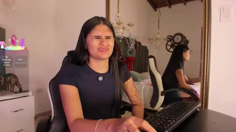 Snapshot of cleopatraa1 chatting on 12/16/25, 06:57 Cleopatra online show from 12/16/25, 06:57