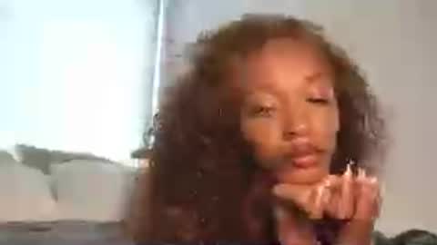 Snapshot of cleopatralovee chatting on 06/26/26, 05:06 cleopatralovee online show from 06/26/26, 05:06