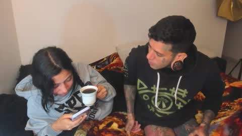 cleo y maikol online show from 10/17/25, 08:28