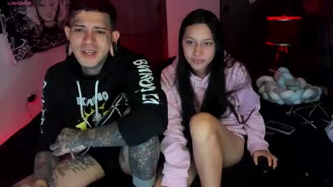 cleo y maikol online show from 11/24/25, 04:56