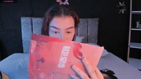 cleowhite_ online show from 03/06/26, 09:55