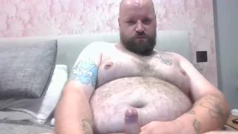 Snapshot of cliffo006 chatting on 10/09/25, 03:21 TruckerUK online show from 10/09/25, 03:21