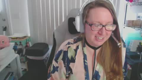 Kate online show from 02/14/25, 06:29