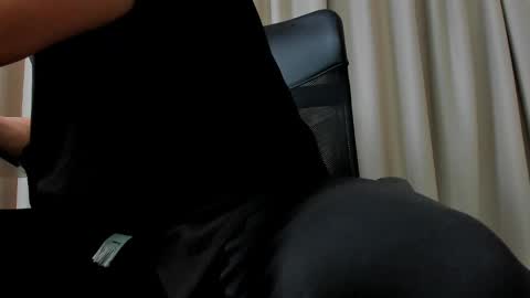 Snapshot of clintmasterss chatting on 03/07/25, 10:24 ClintMasterss online show from 03/07/25, 10:24