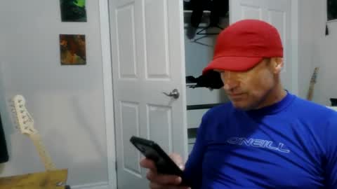 Snapshot of clintwood12 chatting on 07/19/26, 07:39 chad online show from 07/19/26, 07:39