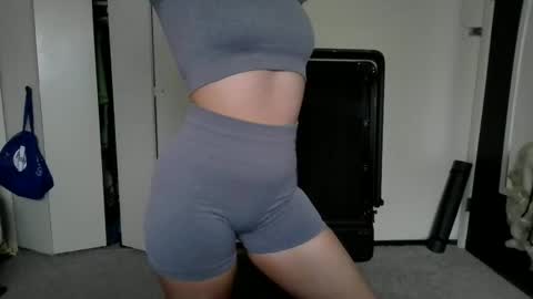 Snapshot of clioenchants chatting on 01/07/25, 04:37 High Queen Clio online show from 01/07/25, 04:37