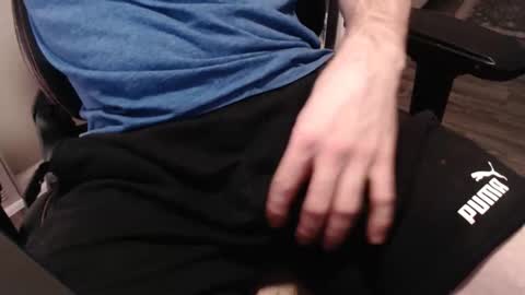 Snapshot of cliqueclique chatting on 02/01/26, 07:40 CliqueClique online show from 02/01/26, 07:40