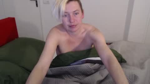 Syl  online show from 02/07/25, 09:16