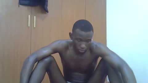 Snapshot of clive_damian chatting on 05/11/26, 02:01 clive_damian online show from 05/11/26, 02:01