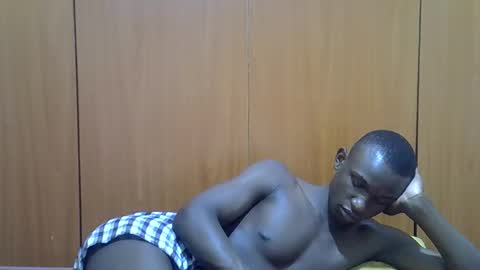 Snapshot of clive_damian chatting on 05/27/26, 04:59 clive_damian online show from 05/27/26, 04:59