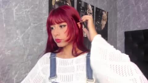 Snapshot of cloe__hills chatting on 02/25/25, 11:30 Cloe online show from 02/25/25, 11:30