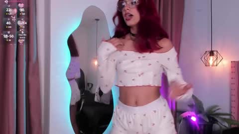 Snapshot of cloe__hills chatting on 03/01/25, 03:16 Cloe online show from 03/01/25, 03:16