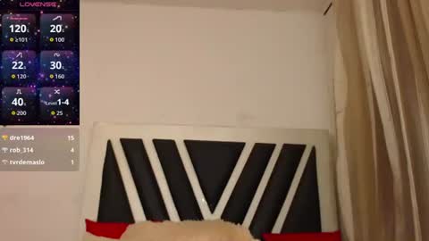 CLOE online show from 10/14/25, 12:06