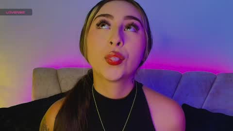 Snapshot of cloe_martinezz_ chatting on 05/08/26, 10:15 cloe_martinezz_ online show from 05/08/26, 10:15
