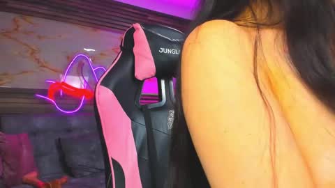 Cloe online show from 05/20/26, 10:05