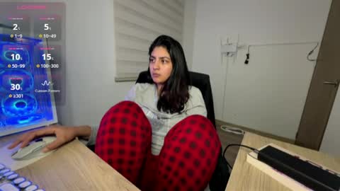 Snapshot of cloe_small08 chatting on 04/28/26, 08:41 cloe small online show from 04/28/26, 08:41