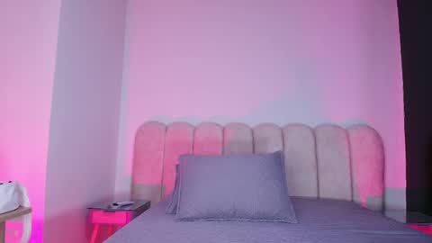 Cloe  Stanfort online show from 11/22/25, 07:13