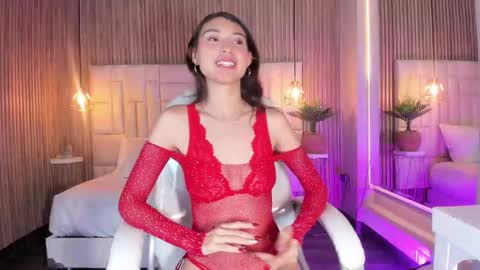 Snapshot of cloeblackx chatting on 09/28/25, 05:57 C L O E  online show from 09/28/25, 05:57