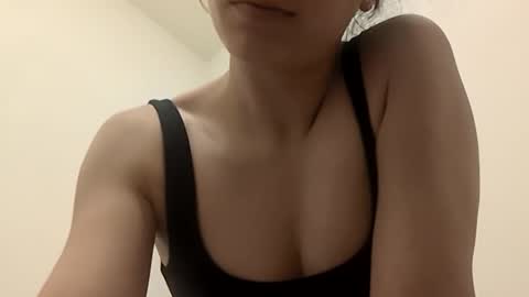 cloee98 online show from 04/23/26, 10:58