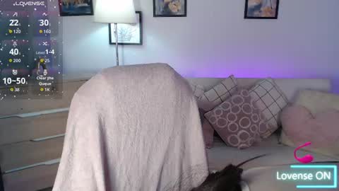 Snapshot of cloee_dss chatting on 06/14/26, 08:33 cloee_dss online show from 06/14/26, 08:33