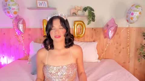 Chloe Smith online show from 11/15/25, 12:13