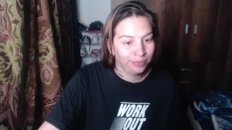 Snapshot of cloepregnant25 chatting on 01/16/26, 02:26 cloepregnant25 online show from 01/16/26, 02:26