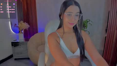 Cloe online show from 09/16/25, 01:34