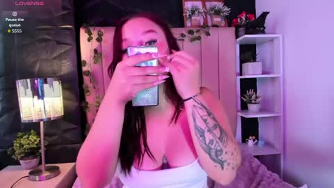 Snapshot of cloey_bentley chatting on 05/12/26, 08:39 cloey_bentley online show from 05/12/26, 08:39