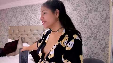 Snapshot of clohebell chatting on 01/09/26, 01:41 Clohe the wonder online show from 01/09/26, 01:41