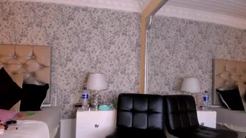 Snapshot of clohebell chatting on 02/01/26, 12:26 Clohe the wonder online show from 02/01/26, 12:26