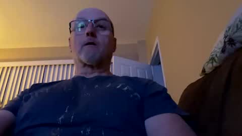 Closetbicd online show from 02/24/25, 10:26