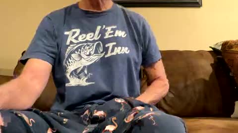 Closetbicd online show from 11/27/25, 10:28