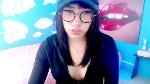 Snapshot of cloud_eli chatting on 06/12/26, 06:51 Elizabeth online show from 06/12/26, 06:51