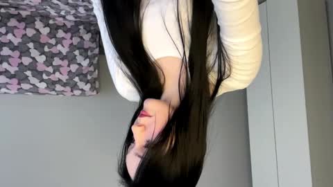 Ellie online show from 03/21/26, 03:33