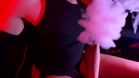 Snapshot of cloudsixtnine chatting on 02/11/25, 01:31 Drew online show from 02/11/25, 01:31