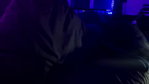 Snapshot of cloudsixtnine chatting on 01/14/26, 08:14 Drew online show from 01/14/26, 08:14