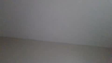 Snapshot of cloudyydayzz chatting on 04/27/26, 02:15 tallhungandcloudy online show from 04/27/26, 02:15