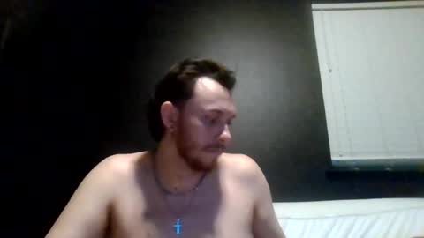 Snapshot of cloudyydayzz chatting on 06/15/26, 06:37 tallhungandcloudy online show from 06/15/26, 06:37