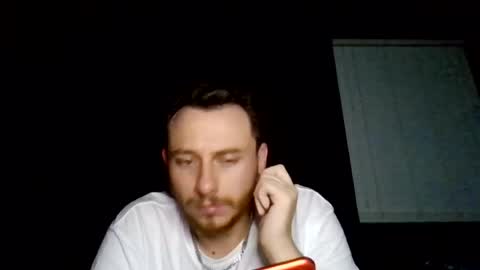 Snapshot of cloudyydayzz chatting on 06/19/26, 10:52 tallhungandcloudy online show from 06/19/26, 10:52