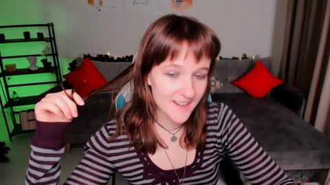  Clover  follow me  online show from 01/07/25, 06:35