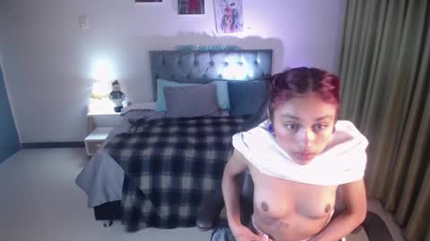 Snapshot of clown_face chatting on 12/29/24, 08:55 emely dolce online show from 12/29/24, 08:55