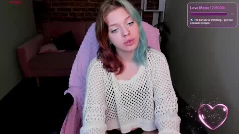 Snapshot of clown_princess chatting on 04/30/26, 11:42 Lina online show from 04/30/26, 11:42