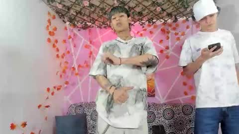 club_latinboys online show from 11/24/25, 07:24