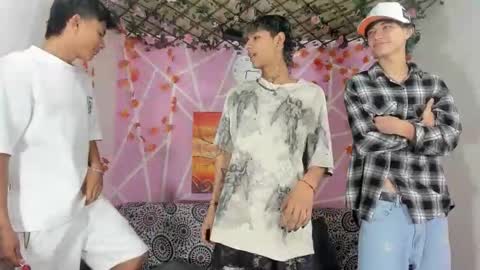 club_latinboys online show from 11/27/25, 02:30