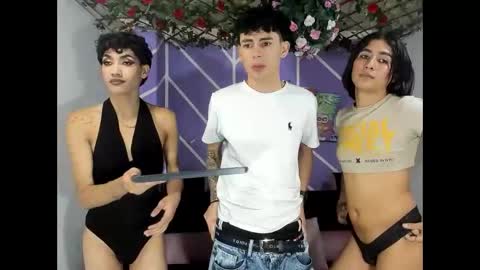 Snapshot of club_latinboys chatting on 05/02/26, 04:01 club_latinboys online show from 05/02/26, 04:01