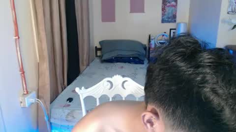 clyde_twinkx online show from 04/28/26, 06:51