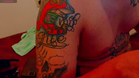 Snapshot of clydexxxbunny chatting on 12/05/24, 06:21 Clyde and Bunny online show from 12/05/24, 06:21