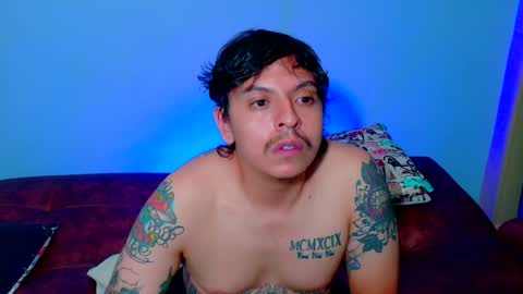 Snapshot of clydexxxbunny chatting on 01/22/25, 05:26 Clyde and Bunny online show from 01/22/25, 05:26